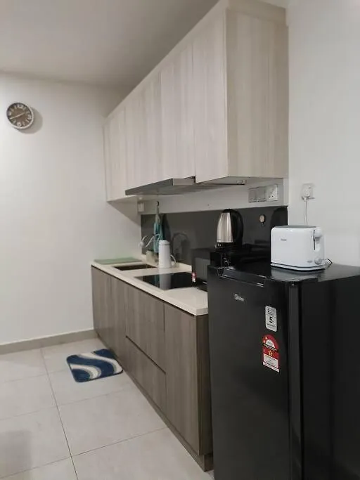 Apartment Cozy Studio Near Mid Valley #Staynjoy Kuala Lumpur